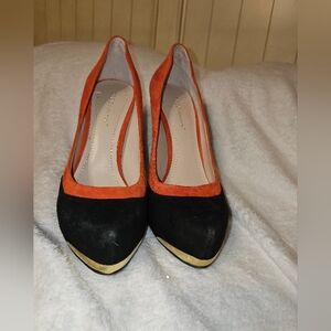 Brand new Orand and black heels
